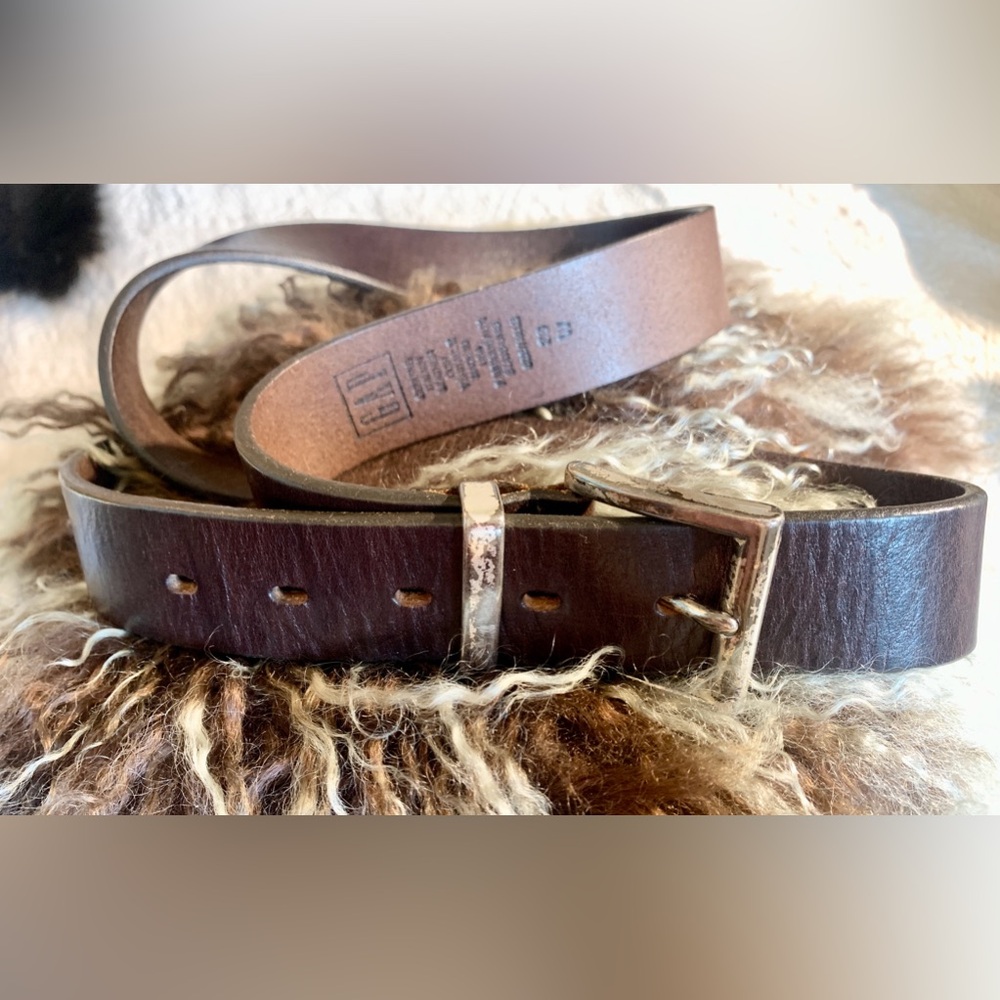 Gap Genuine Italian Leather 38 W 1 1/4” Belt